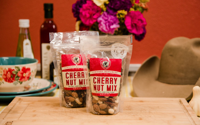 Cherry Nut Mix