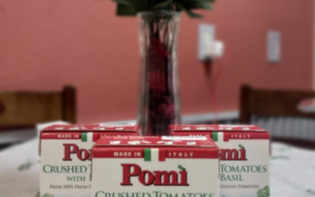 Crushed Tomatoes with Basil