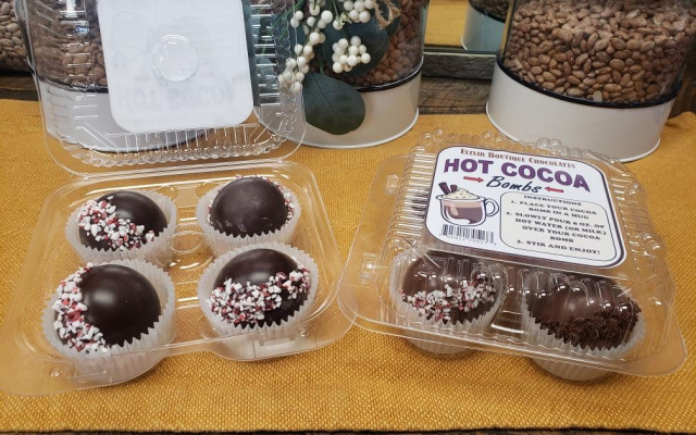 Dark Chocolate Hot Cocoa Bombs - 4 pack - Seasonal (Nov-Jan)